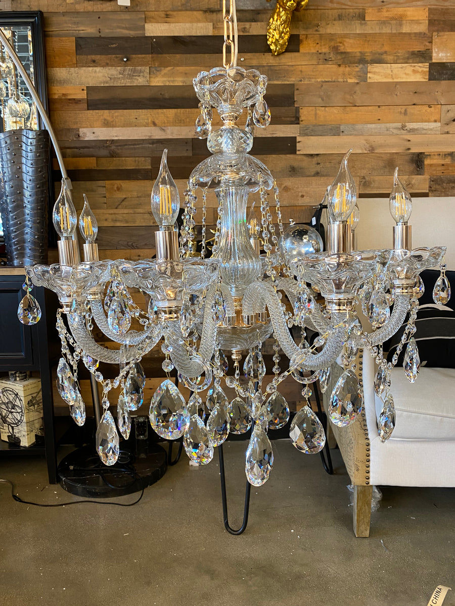 Vintage 8-Light Gold Crystal Chandelier – Elegant Handmade