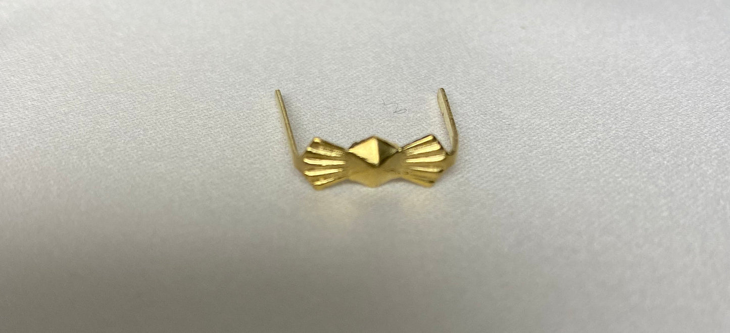 Golden brass clip connection for crystal strands