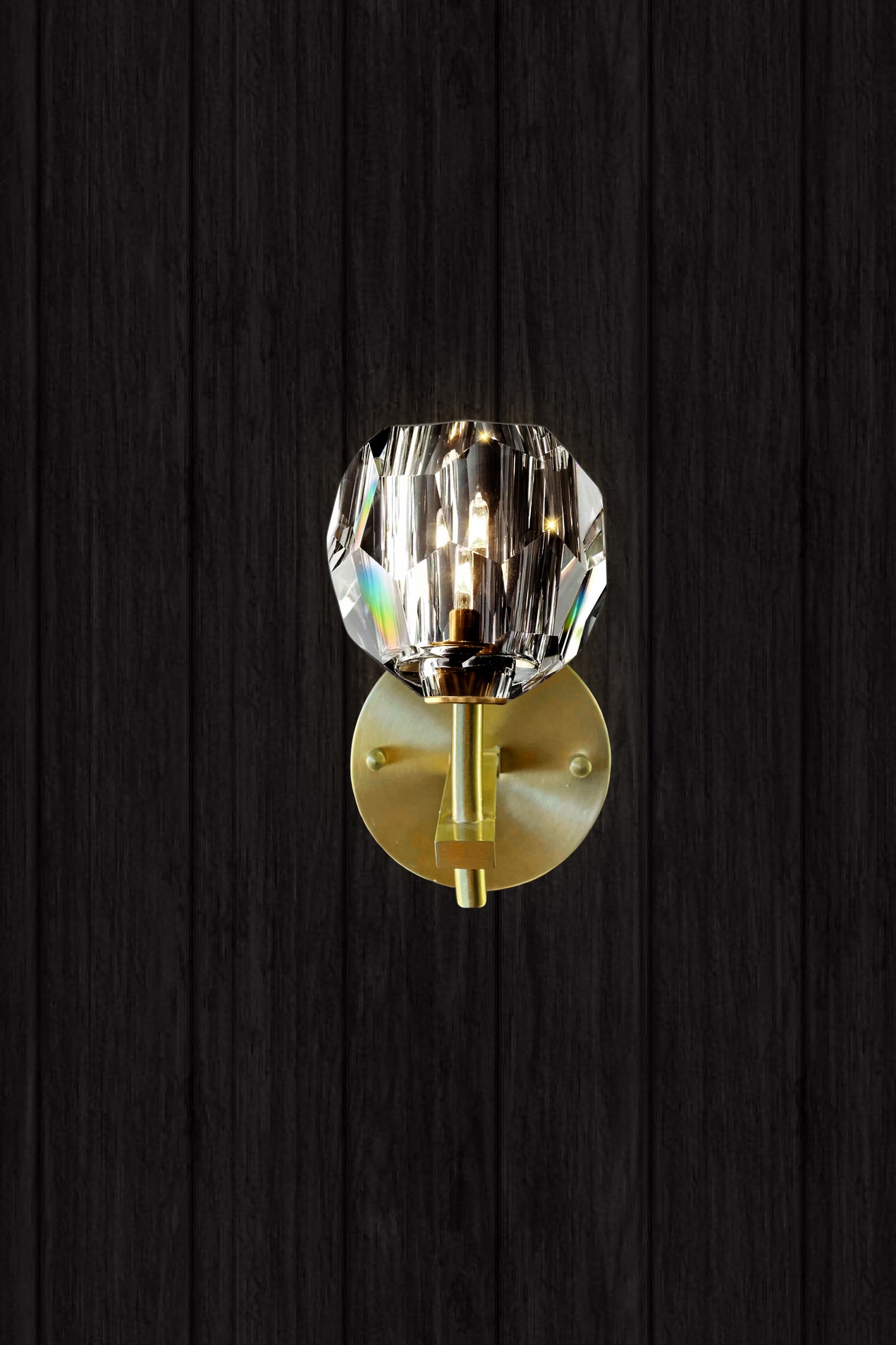 Modern Brass Crystal Wall Lamp – Dimmable with Elegant Gold Finish